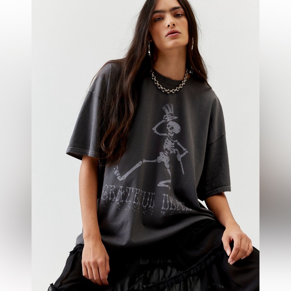 NWT UO Grateful Dead Graphic Skeleton T-Shirt